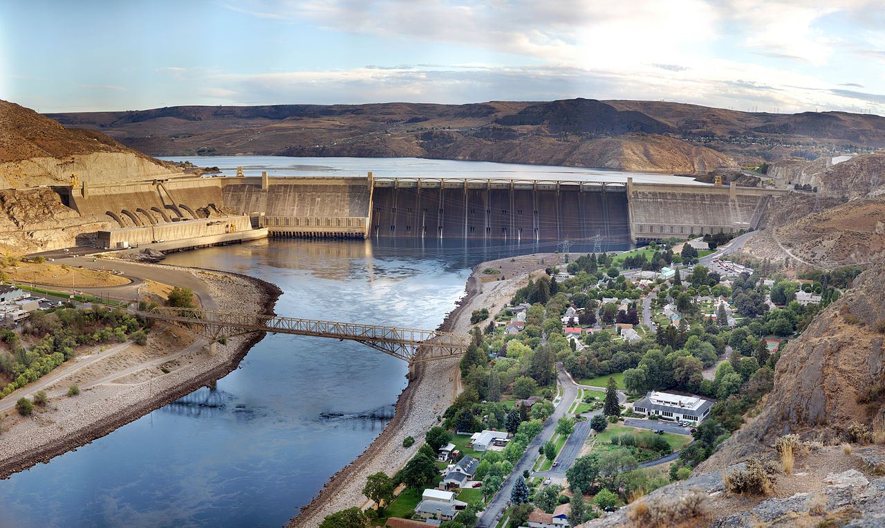 Grand Coulee hydropower plant and dam